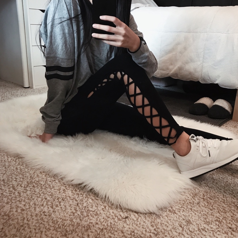 SOLD •Strappy 7/8 Length Black Leggings• - Picture 6 of 8